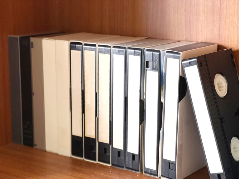 映像メディア変換サービス AIO対策支援〜大手競合を抑えAI検索での比較・推薦露出を確立〜